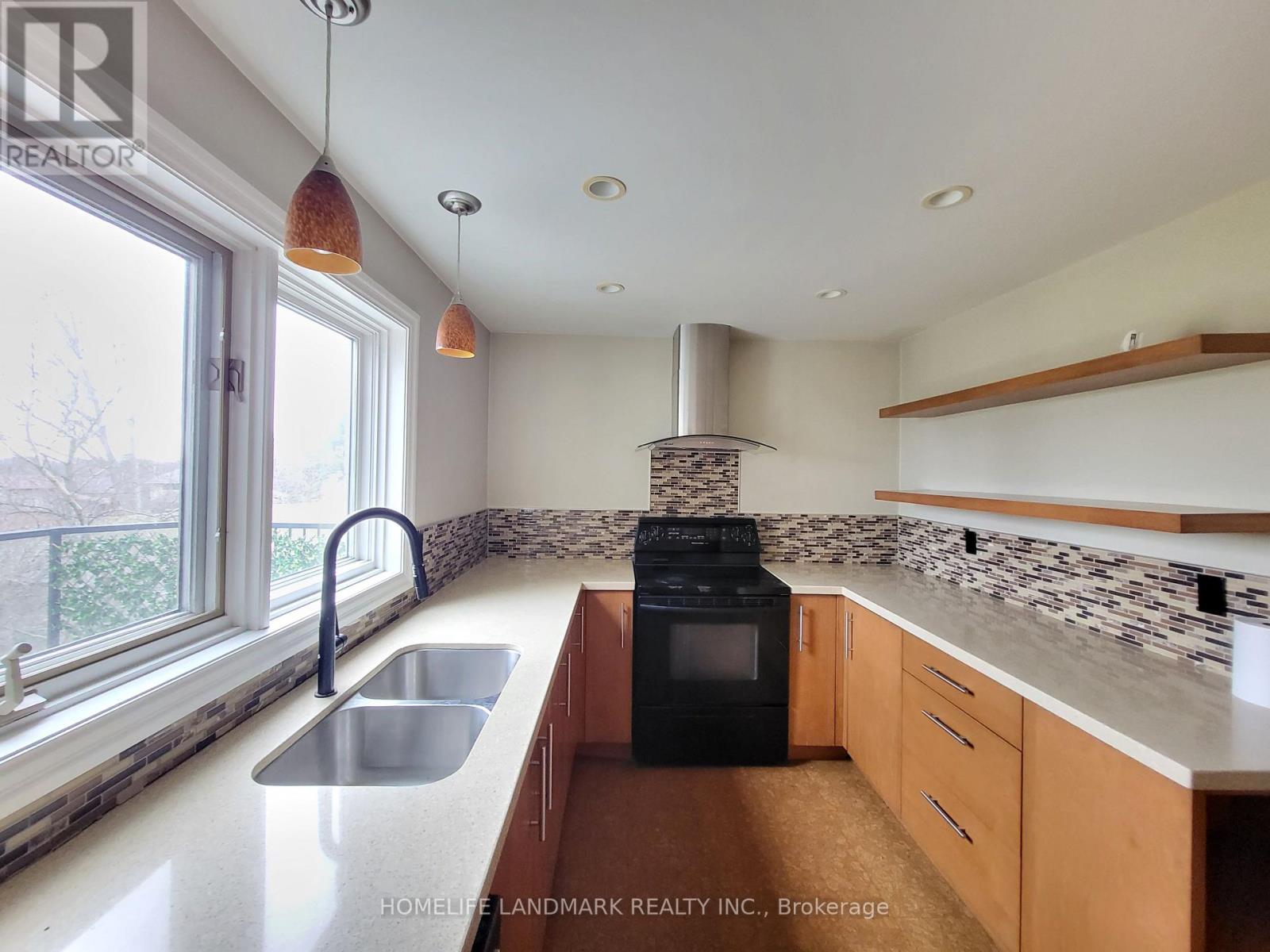 107 Bolland Crescent, Ajax, Ontario  L1S 3H1 - Photo 7 - E12797680