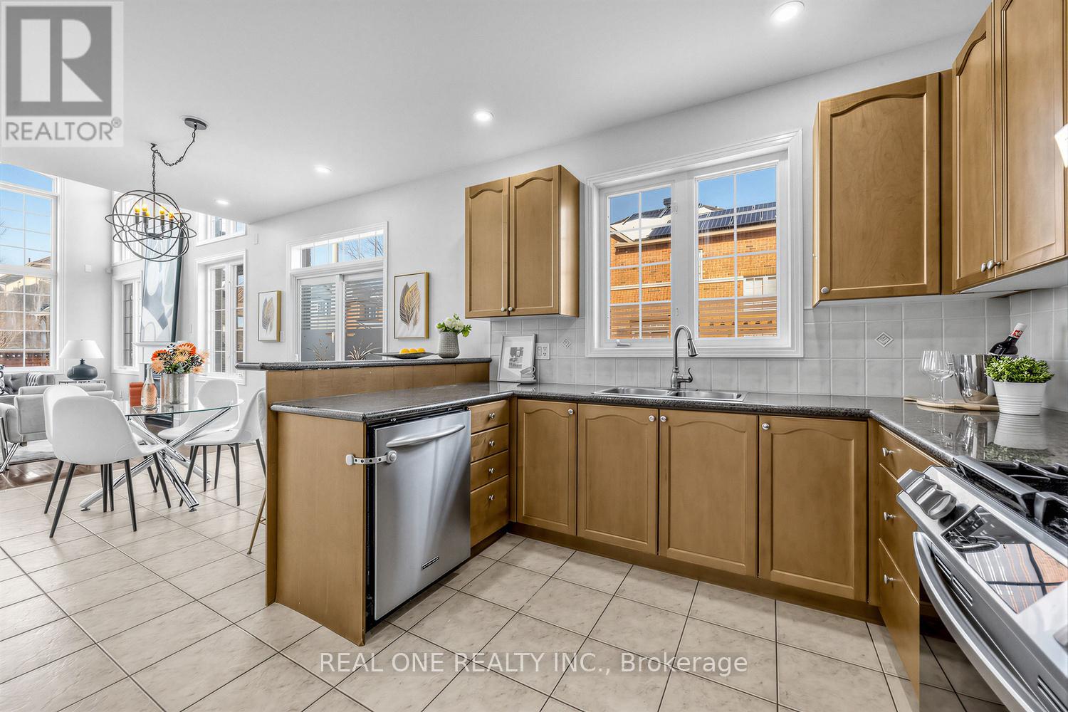 18 Calico Crescent, Markham, Ontario  L6C 3A6 - Photo 15 - N12797674