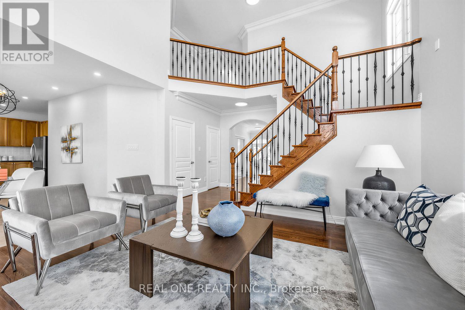 18 Calico Crescent, Markham, Ontario  L6C 3A6 - Photo 7 - N12797674