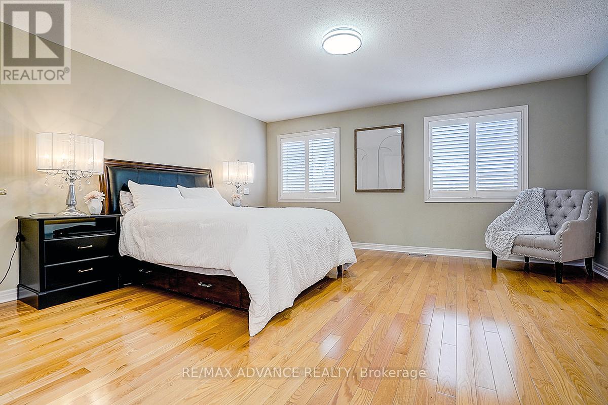 16 St Etienne Drive, Vaughan (Vellore Village), Ontario  L4H 2X4 - Photo 25 - N12797678