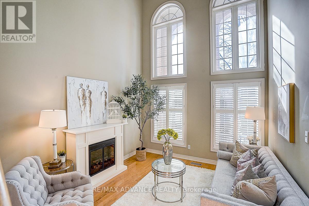 16 St Etienne Drive, Vaughan (Vellore Village), Ontario  L4H 2X4 - Photo 5 - N12797678