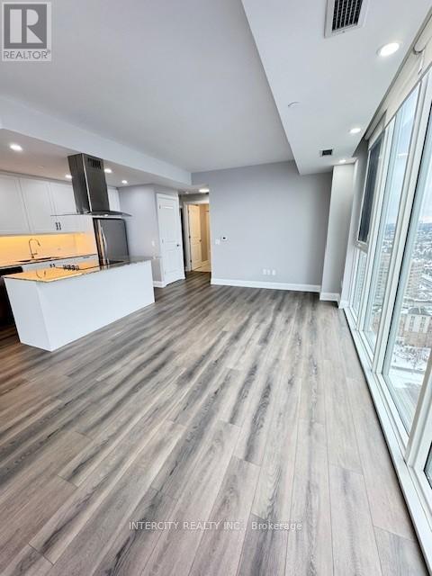 1905 - 20 Gatineau Drive E, Vaughan (Beverley Glen), Ontario  L4J 0L3 - Photo 3 - N12797708