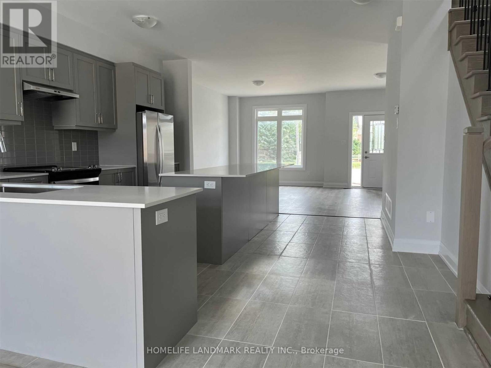 77 Seguin Street, Richmond Hill, Ontario  L4E 1H8 - Photo 6 - N12797724