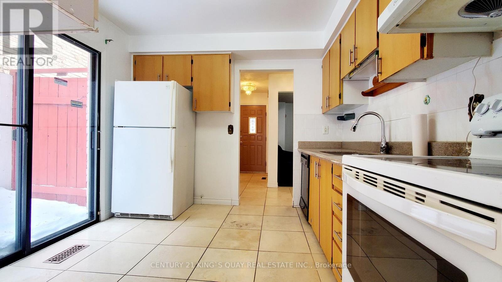 6 Cottsmore Crescent, Markham (Milliken Mills West), Ontario  L3R 3X6 - Photo 10 - N12797810