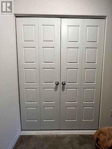 221 Vivant Street, Newmarket (Woodland Hill), Ontario  L3X 0K7 - Photo 4 - N12797884