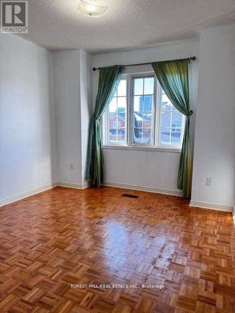 21 Baltic Street, Richmond Hill (Langstaff), Ontario  L4B 4H8 - Photo 19 - N12797912