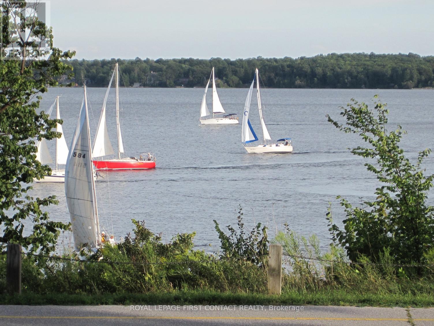 162 Kempenfelt Drive, Barrie (North Shore), Ontario  L4M 1C2 - Photo 17 - S12797780