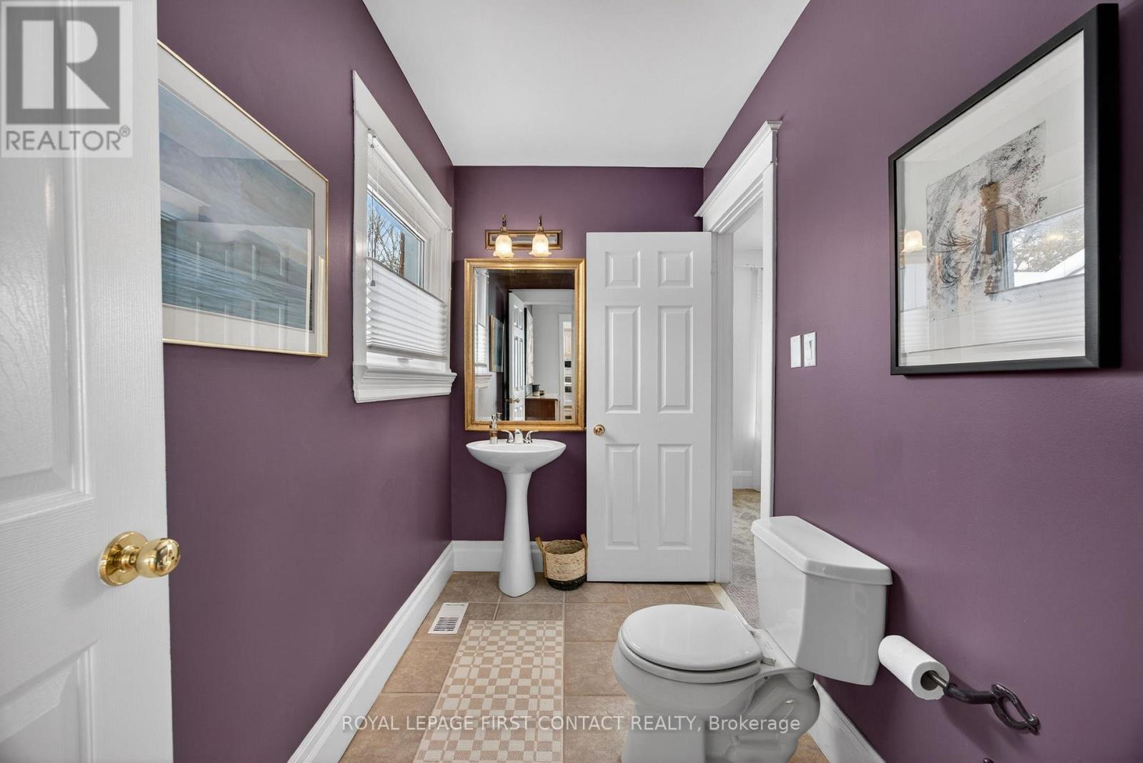 162 Kempenfelt Drive, Barrie (North Shore), Ontario  L4M 1C2 - Photo 28 - S12797780