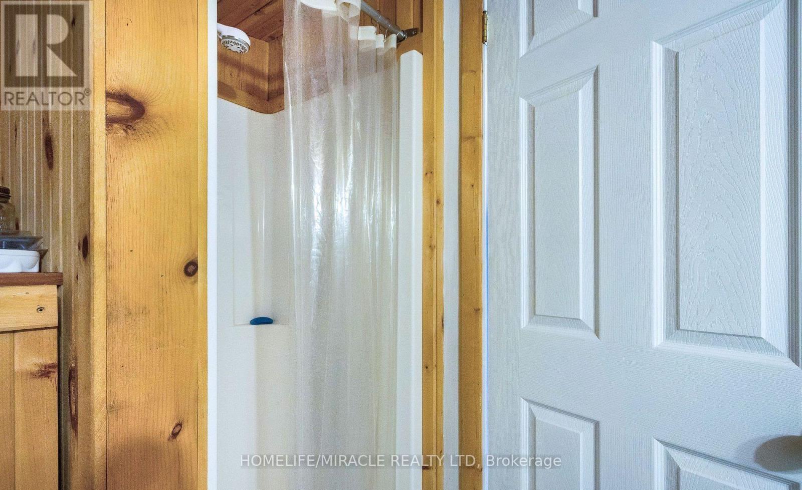 101 River Road E, Wasaga Beach, Ontario  L9Z 2L1 - Photo 17 - S12797882