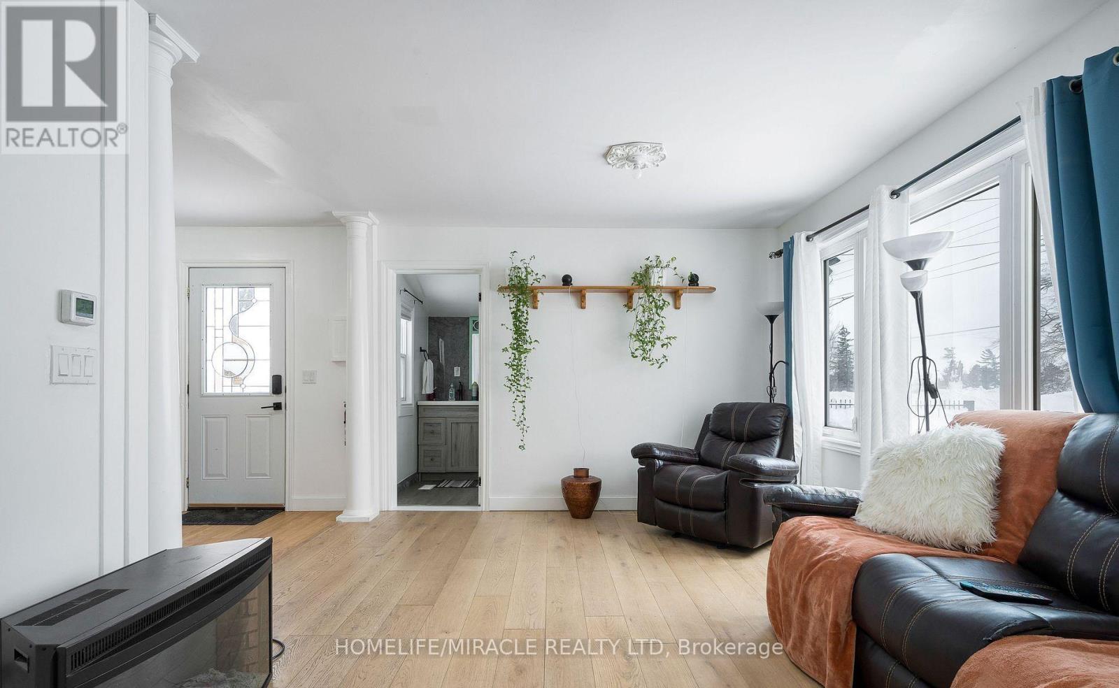 101 River Road E, Wasaga Beach, Ontario  L9Z 2L1 - Photo 7 - S12797882