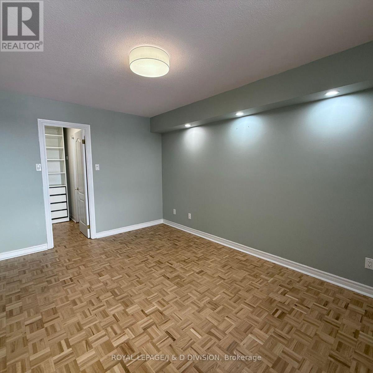 B4 - 284 Mill Road, Toronto (Markland Wood), Ontario  M9C 4W6 - Photo 12 - W12797666