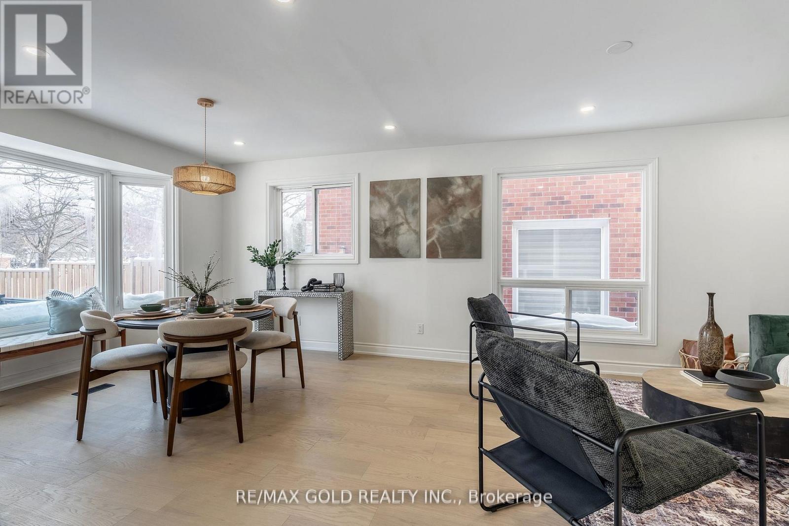 1138 Sawgrass Crescent, Mississauga, Ontario  L5C 3V4 - Photo 14 - W12797752