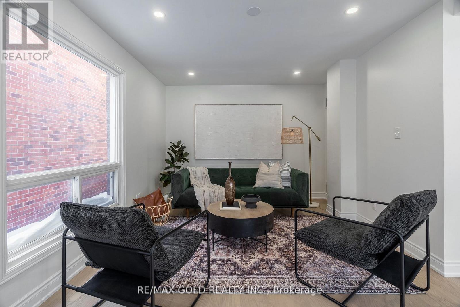 1138 Sawgrass Crescent, Mississauga, Ontario  L5C 3V4 - Photo 17 - W12797752