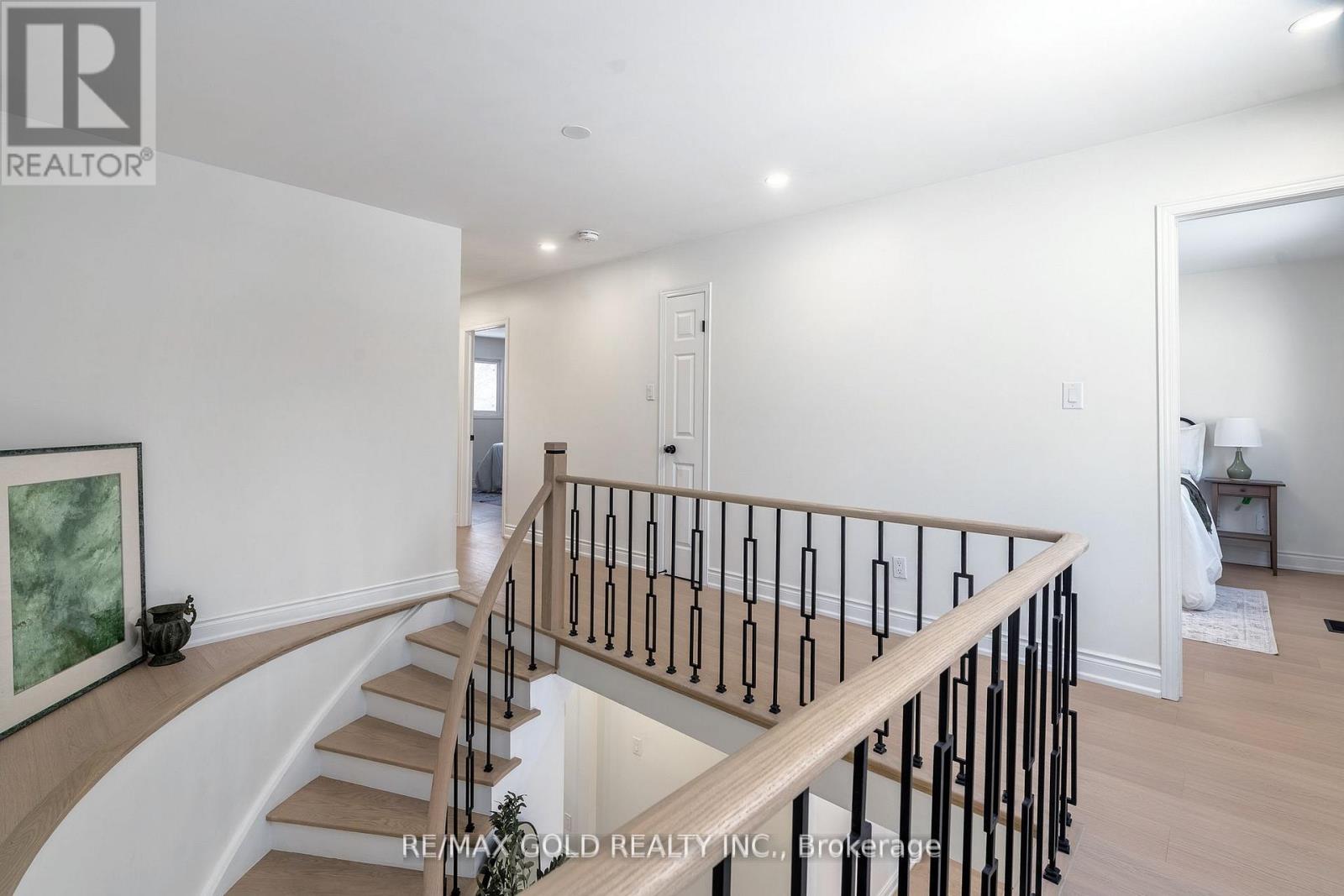 1138 Sawgrass Crescent, Mississauga, Ontario  L5C 3V4 - Photo 21 - W12797752