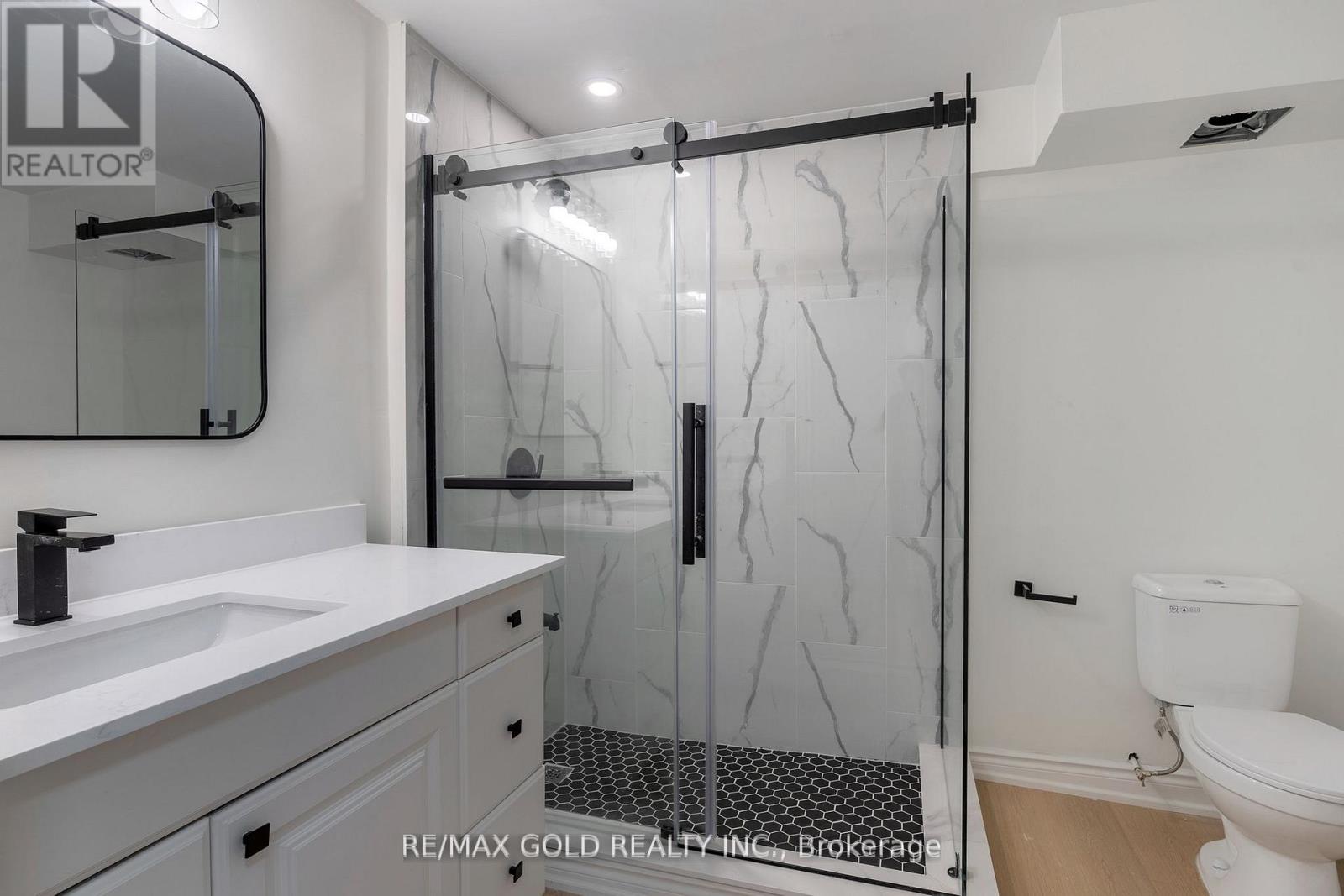 1138 Sawgrass Crescent, Mississauga, Ontario  L5C 3V4 - Photo 41 - W12797752