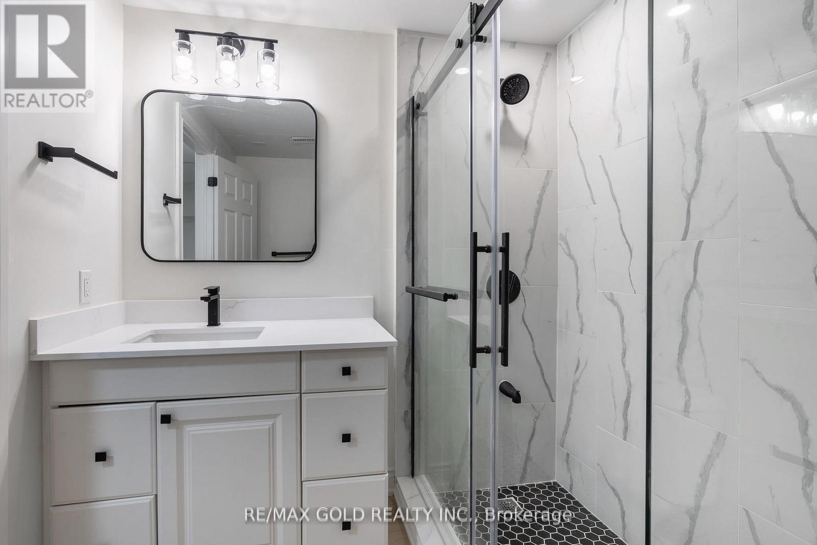 1138 Sawgrass Crescent, Mississauga, Ontario  L5C 3V4 - Photo 42 - W12797752