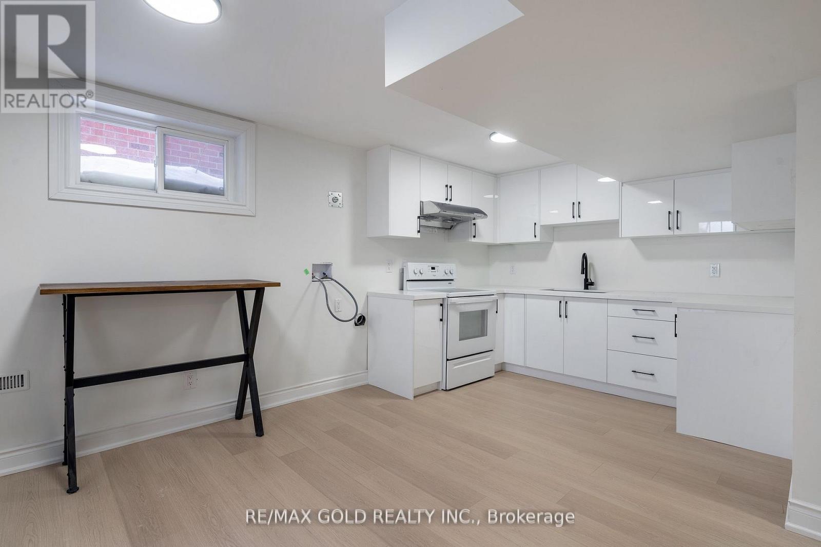 1138 Sawgrass Crescent, Mississauga, Ontario  L5C 3V4 - Photo 43 - W12797752