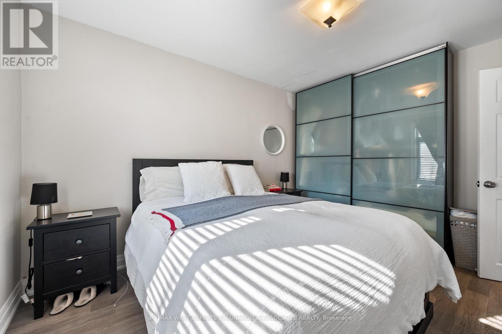 69 Foxwell Street, Toronto (Rockcliffe-Smythe), Ontario  M6N 1Y9 - Photo 16 - W12797766