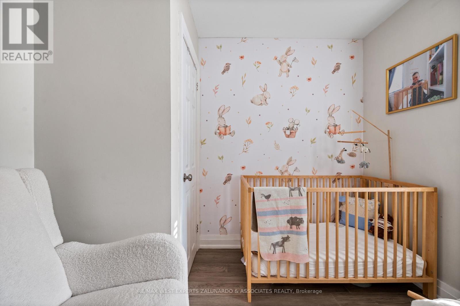 69 Foxwell Street, Toronto (Rockcliffe-Smythe), Ontario  M6N 1Y9 - Photo 18 - W12797766