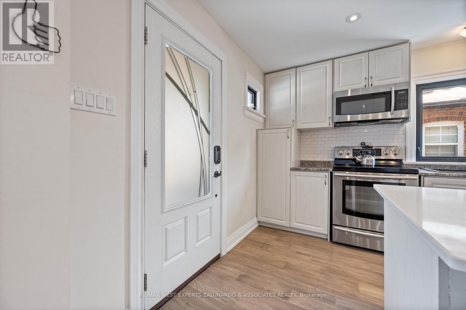 69 Foxwell Street, Toronto (Rockcliffe-Smythe), Ontario  M6N 1Y9 - Photo 3 - W12797766