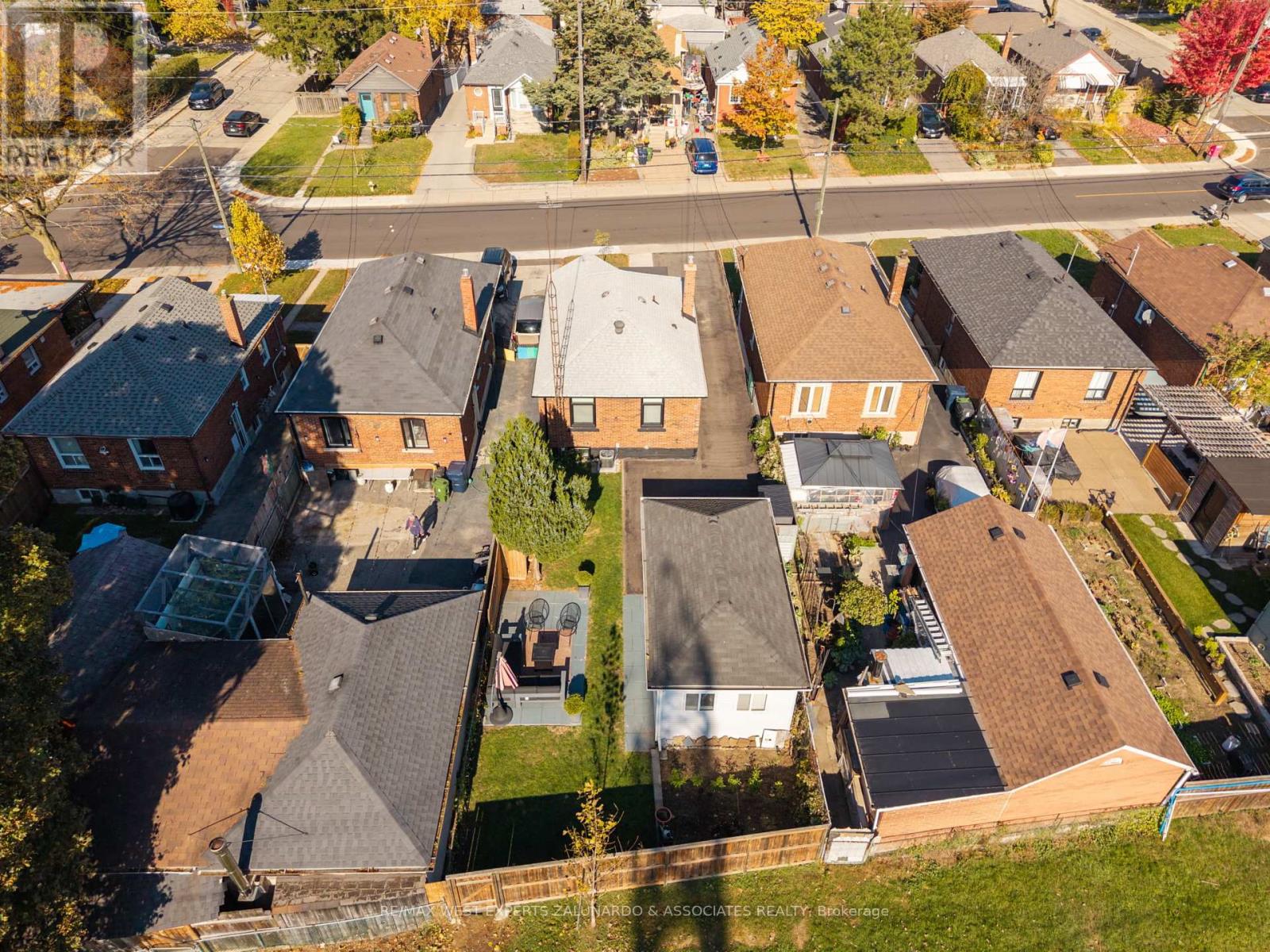 69 Foxwell Street, Toronto (Rockcliffe-Smythe), Ontario  M6N 1Y9 - Photo 32 - W12797766