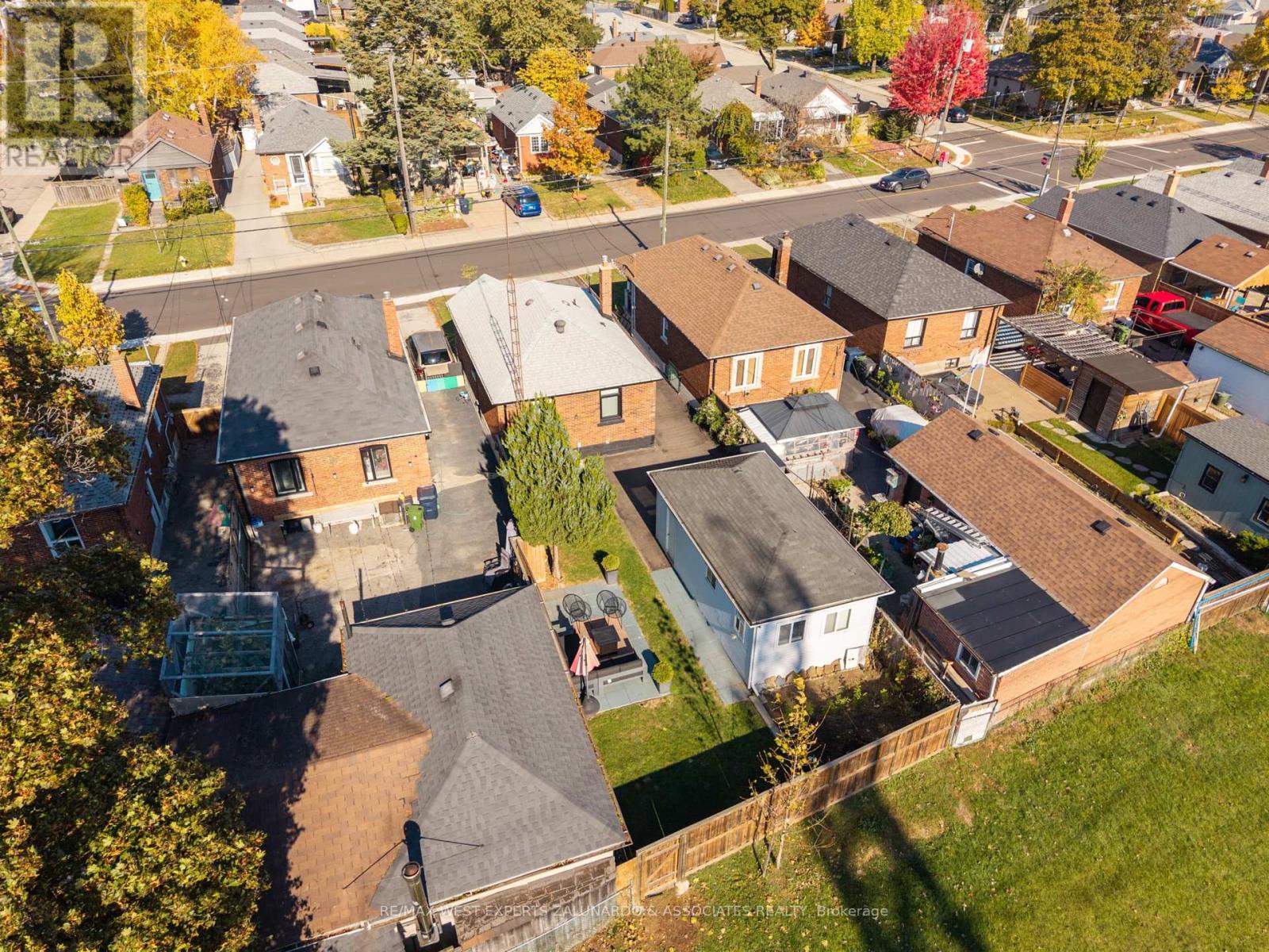 69 Foxwell Street, Toronto (Rockcliffe-Smythe), Ontario  M6N 1Y9 - Photo 33 - W12797766