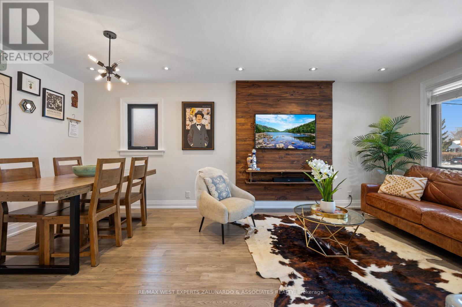 69 Foxwell Street, Toronto (Rockcliffe-Smythe), Ontario  M6N 1Y9 - Photo 9 - W12797766