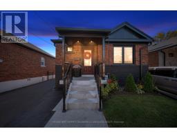 69 FOXWELL STREET, Toronto, Ontario