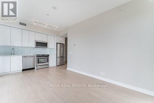 1207 - 10 Park Lawn Road, Toronto (Mimico), Ontario  M8V 0H9 - Photo 4 - W12797802