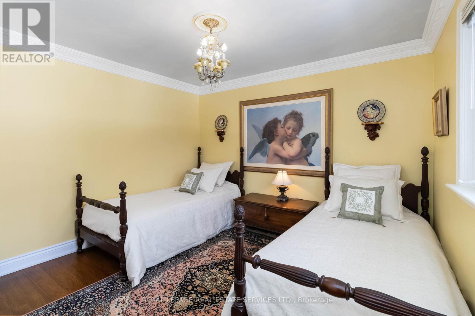 150 Cairncroft Road, Oakville (Mo Morrison), Ontario  L6J 4L9 - Photo 33 - W12797804