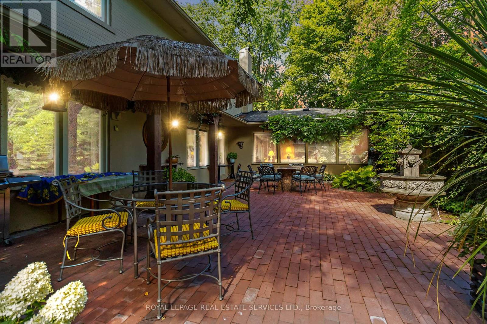 150 Cairncroft Road, Oakville (Mo Morrison), Ontario  L6J 4L9 - Photo 43 - W12797804