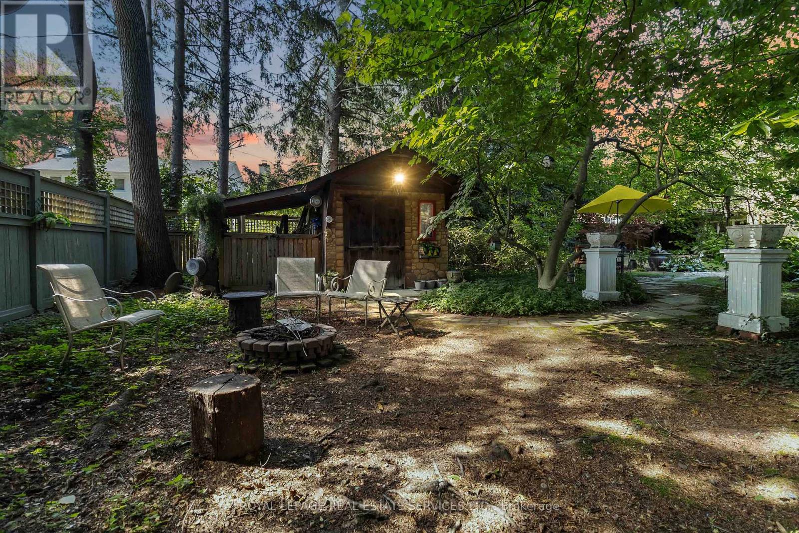 150 Cairncroft Road, Oakville (Mo Morrison), Ontario  L6J 4L9 - Photo 45 - W12797804