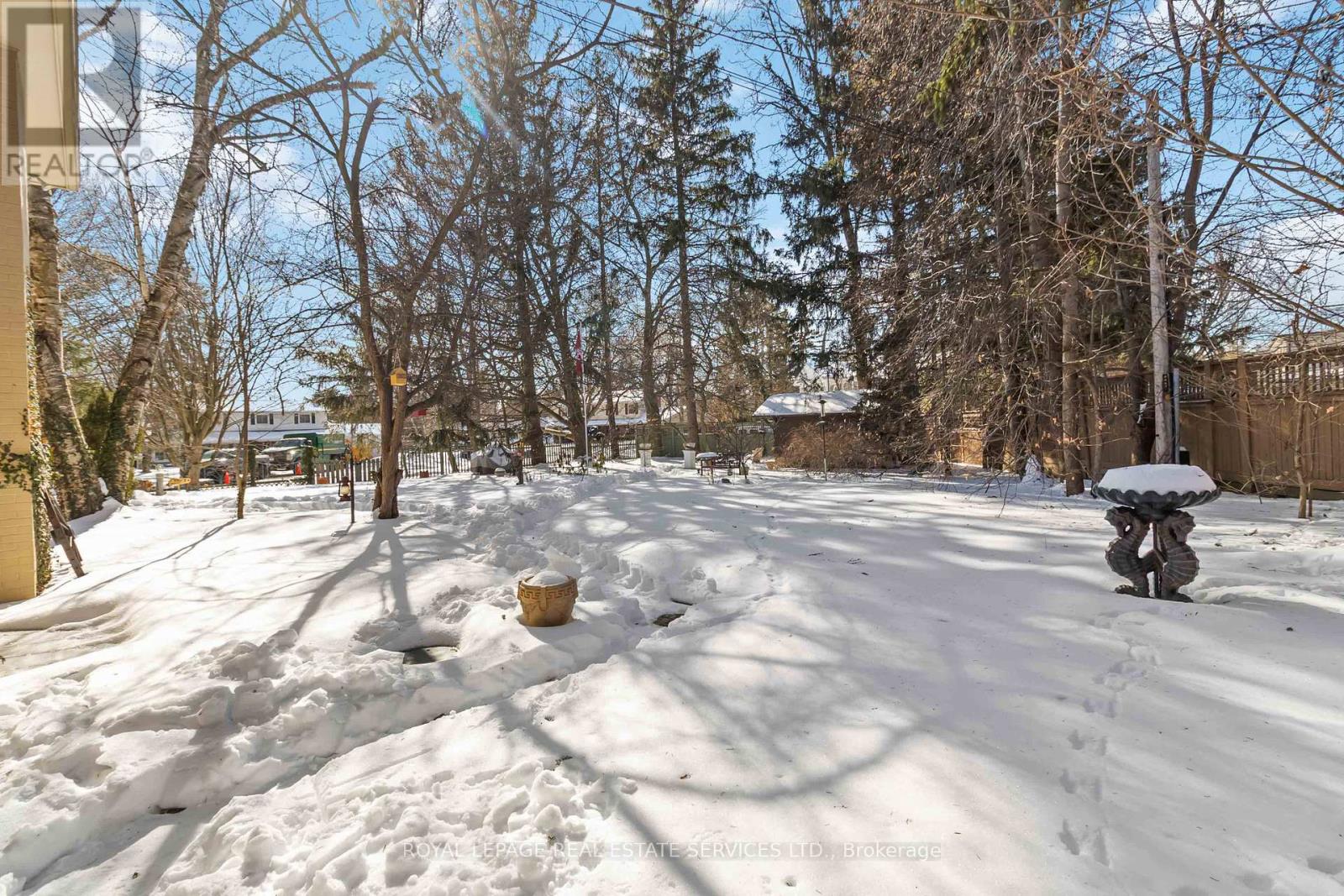 150 Cairncroft Road, Oakville (Mo Morrison), Ontario  L6J 4L9 - Photo 46 - W12797804