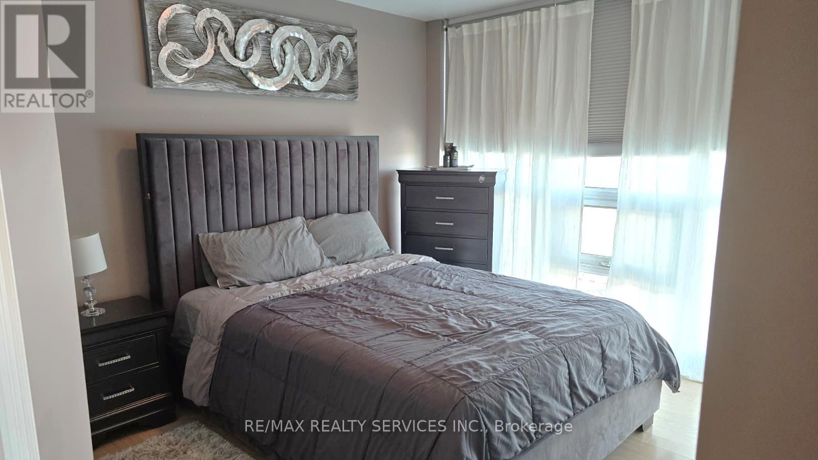 1308 - 100 John Street, Brampton (Downtown Brampton), Ontario  L6N 2S8 - Photo 22 - W12797848