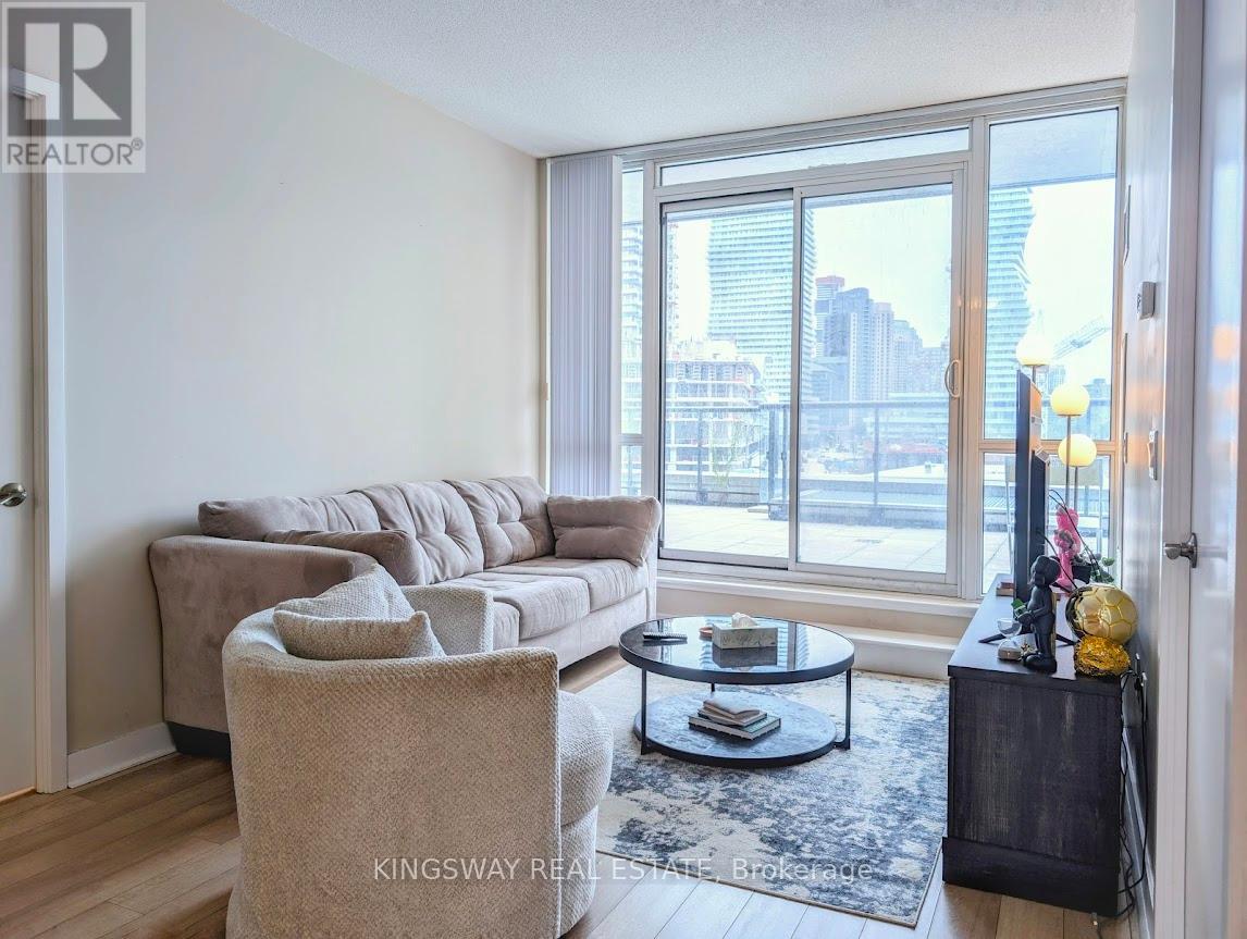 302 - 3975 Grand Park Drive, Mississauga (City Centre), Ontario  L5B 0K4 - Photo 16 - W12797904