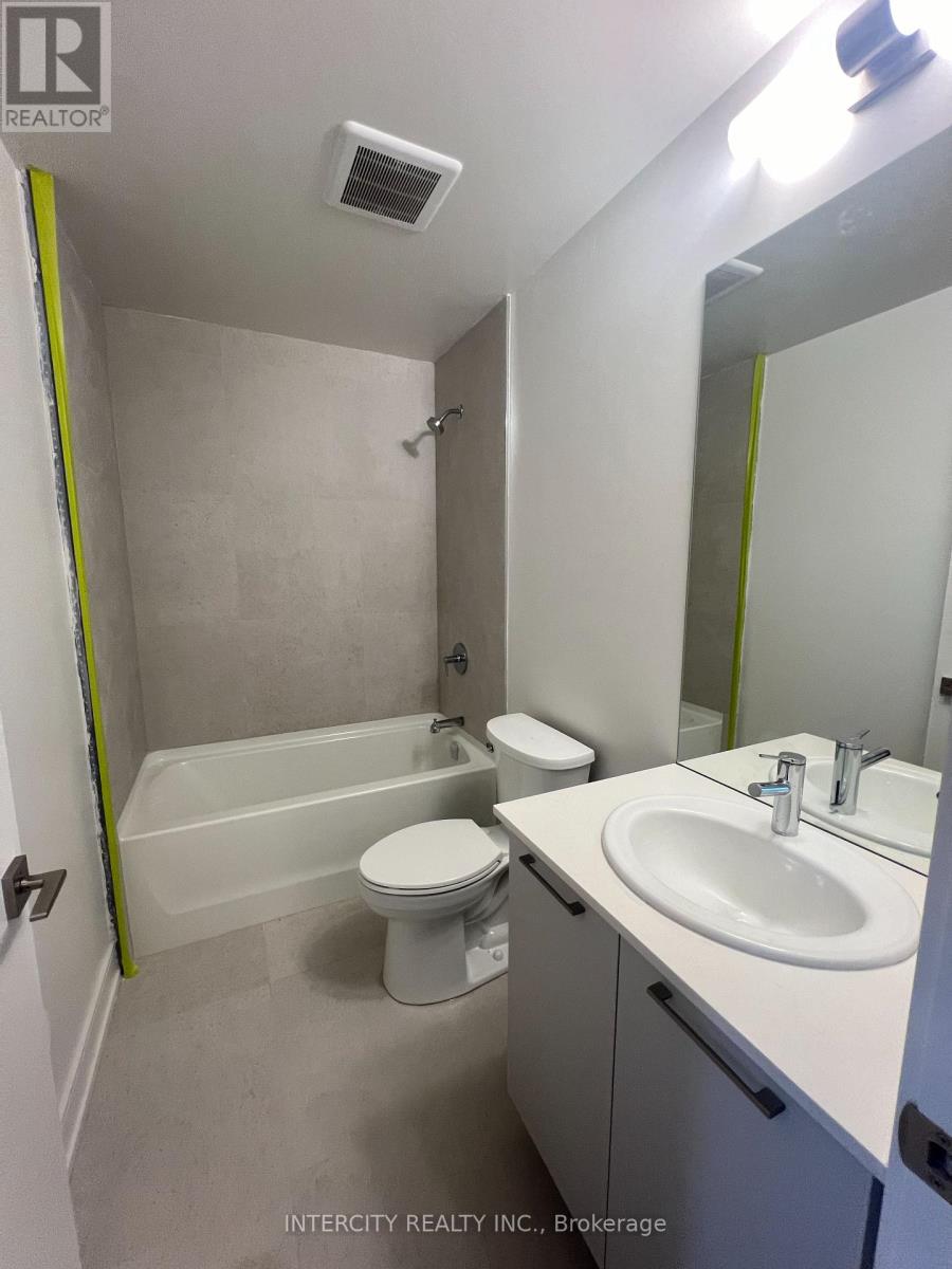 19 Desiree Place, Caledon (Bolton West), Ontario  L7E 4L2 - Photo 12 - W12797906