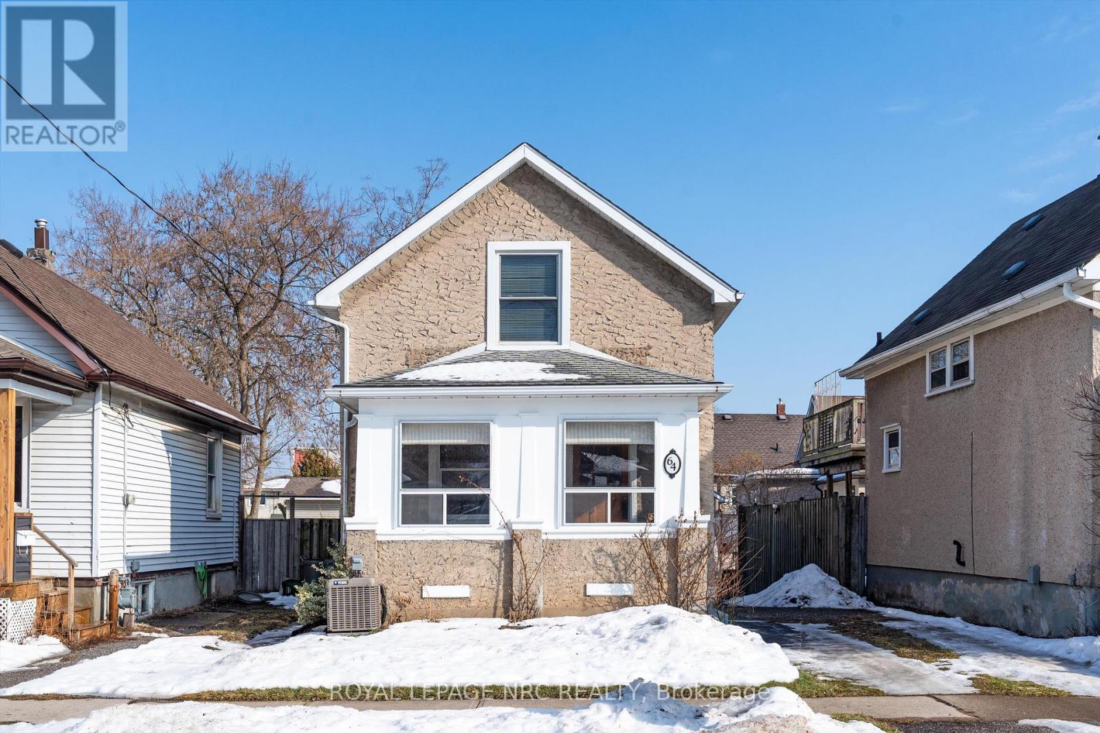 64 Haynes Avenue, St. Catharines, Ontario  L2R 3Z3 - Photo 2 - X12600044