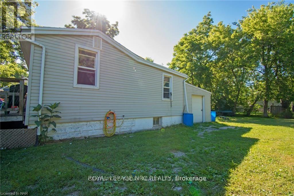 1A ESSEX LANE, st. catharines (burleigh hill), Ontario