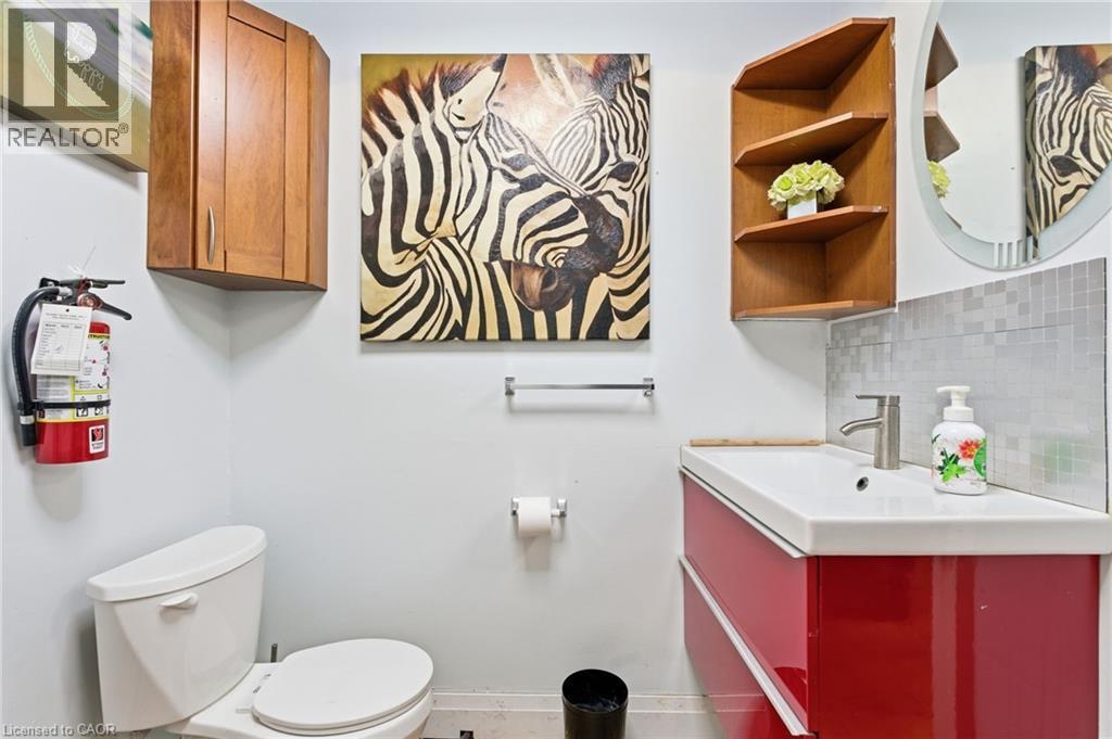 2118 Old Lakeshore Road Unit# A, Burlington, Ontario  L7R 1A3 - Photo 11 - 40805854