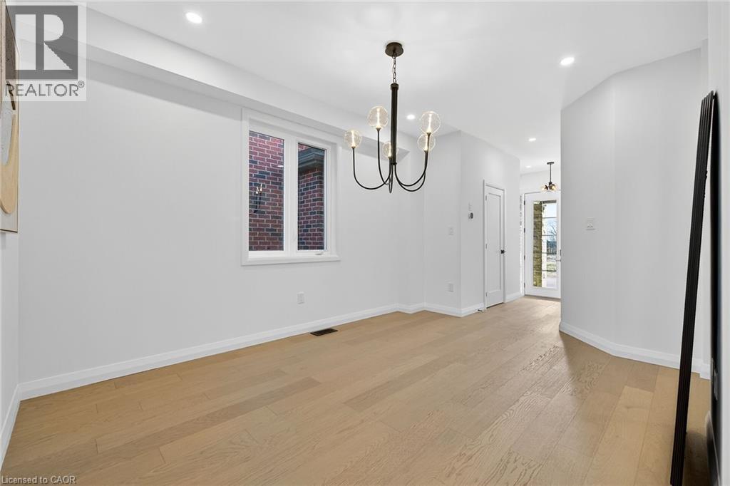 16 Sagewood Drive, Hamilton, Ontario  L9B 0K7 - Photo 9 - 40788159