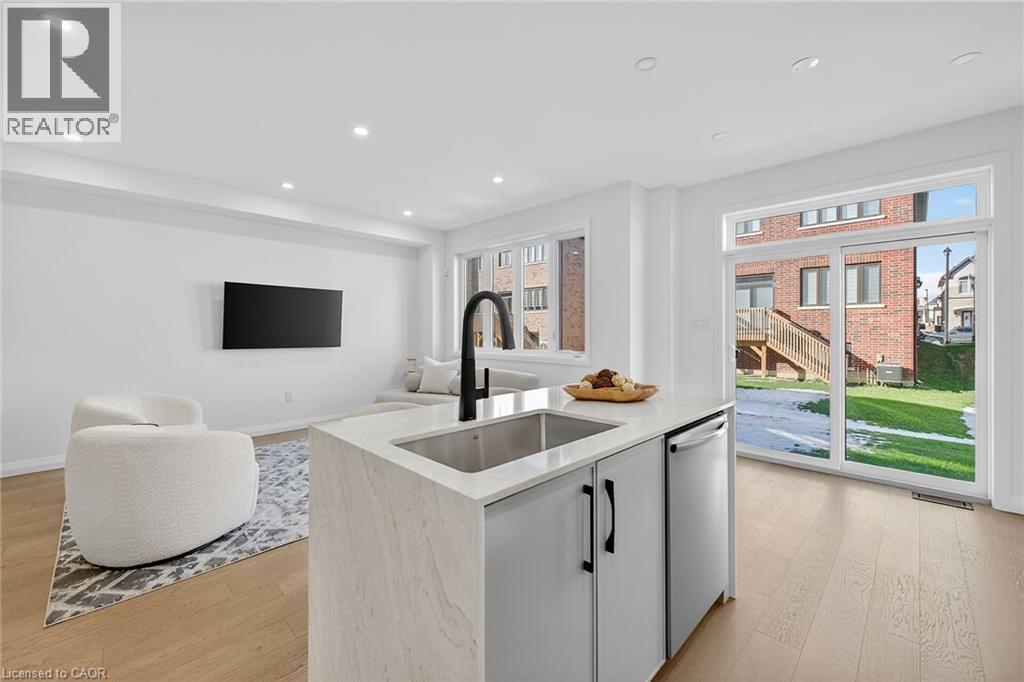 16 Sagewood Drive, Hamilton, Ontario  L9B 0K7 - Photo 17 - 40788159