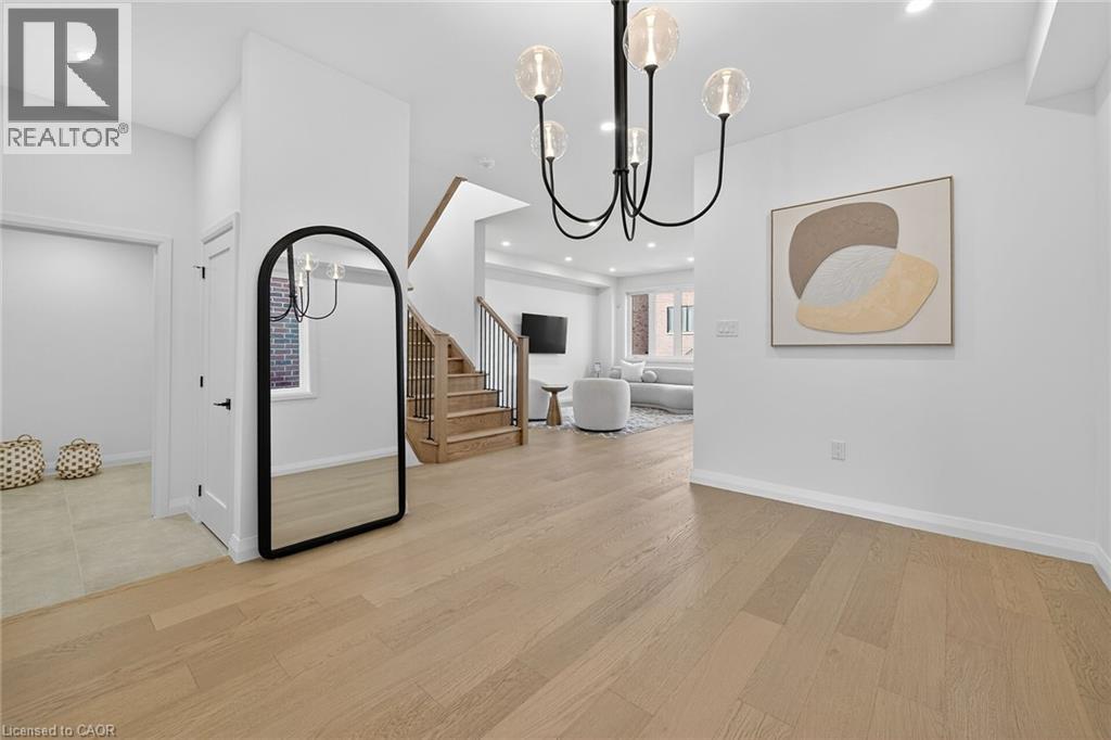 16 Sagewood Drive, Hamilton, Ontario  L9B 0K7 - Photo 8 - 40788159