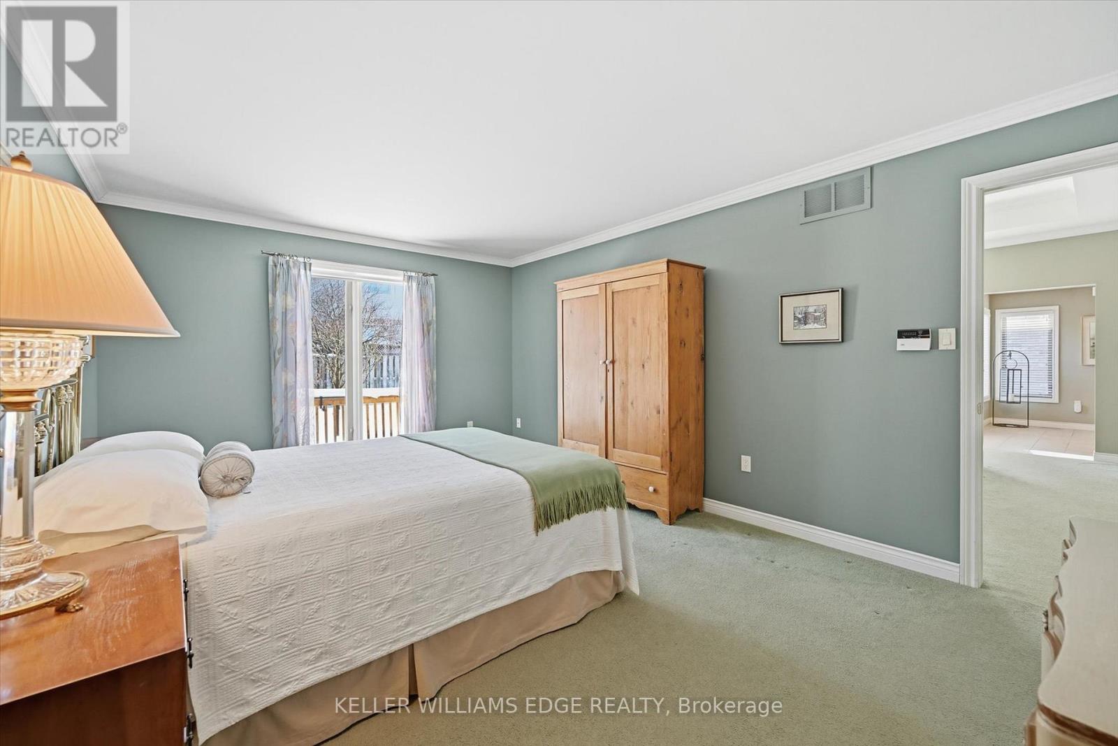 305 Southcote Drive, Hamilton (Meadowlands), Ontario  L9G 5C4 - Photo 19 - X12797658