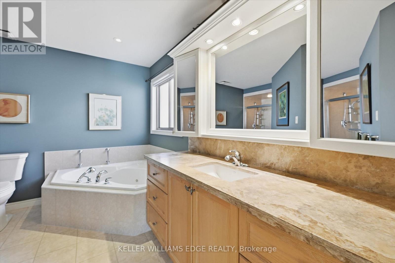 305 Southcote Drive, Hamilton (Meadowlands), Ontario  L9G 5C4 - Photo 21 - X12797658