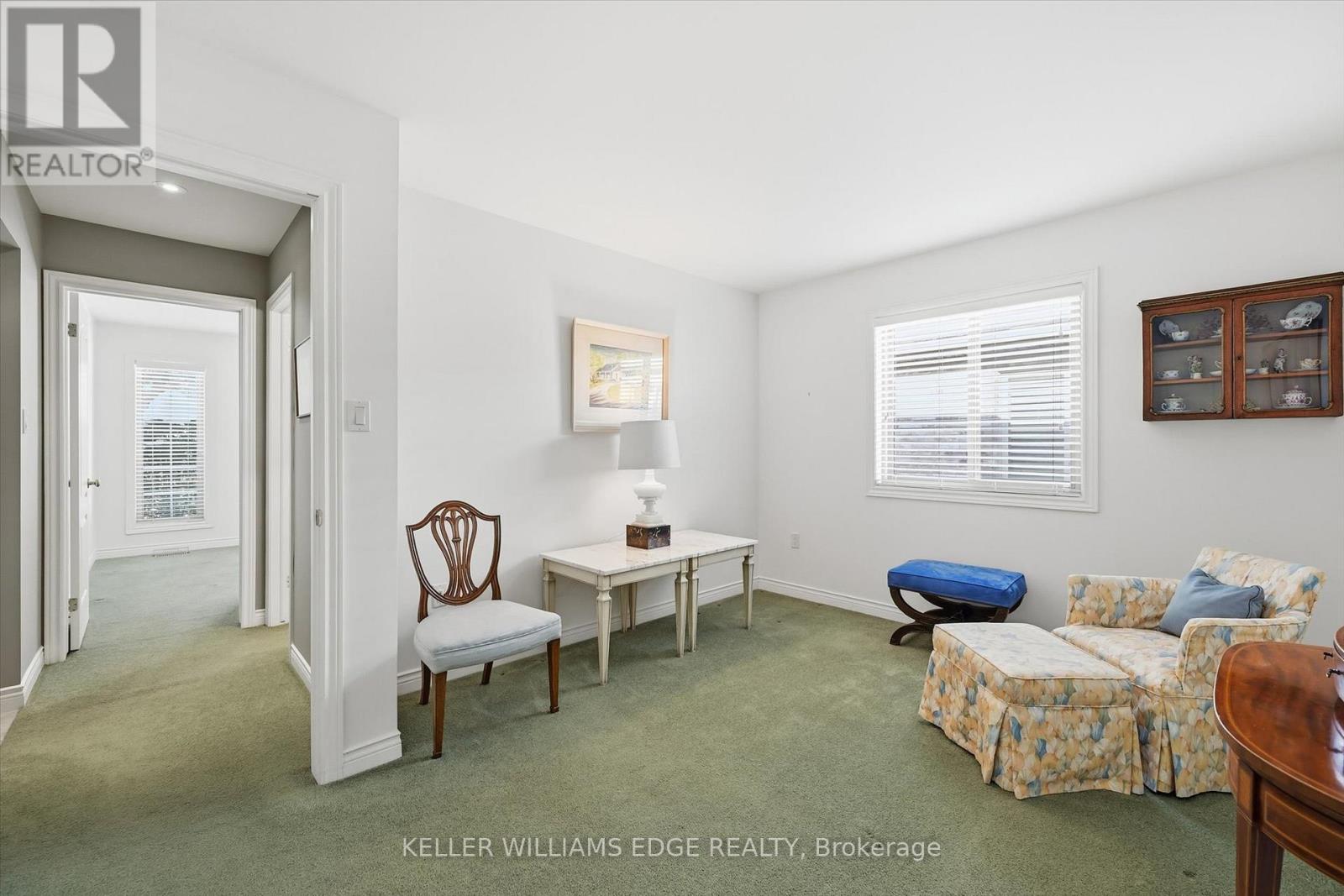 305 Southcote Drive, Hamilton (Meadowlands), Ontario  L9G 5C4 - Photo 27 - X12797658