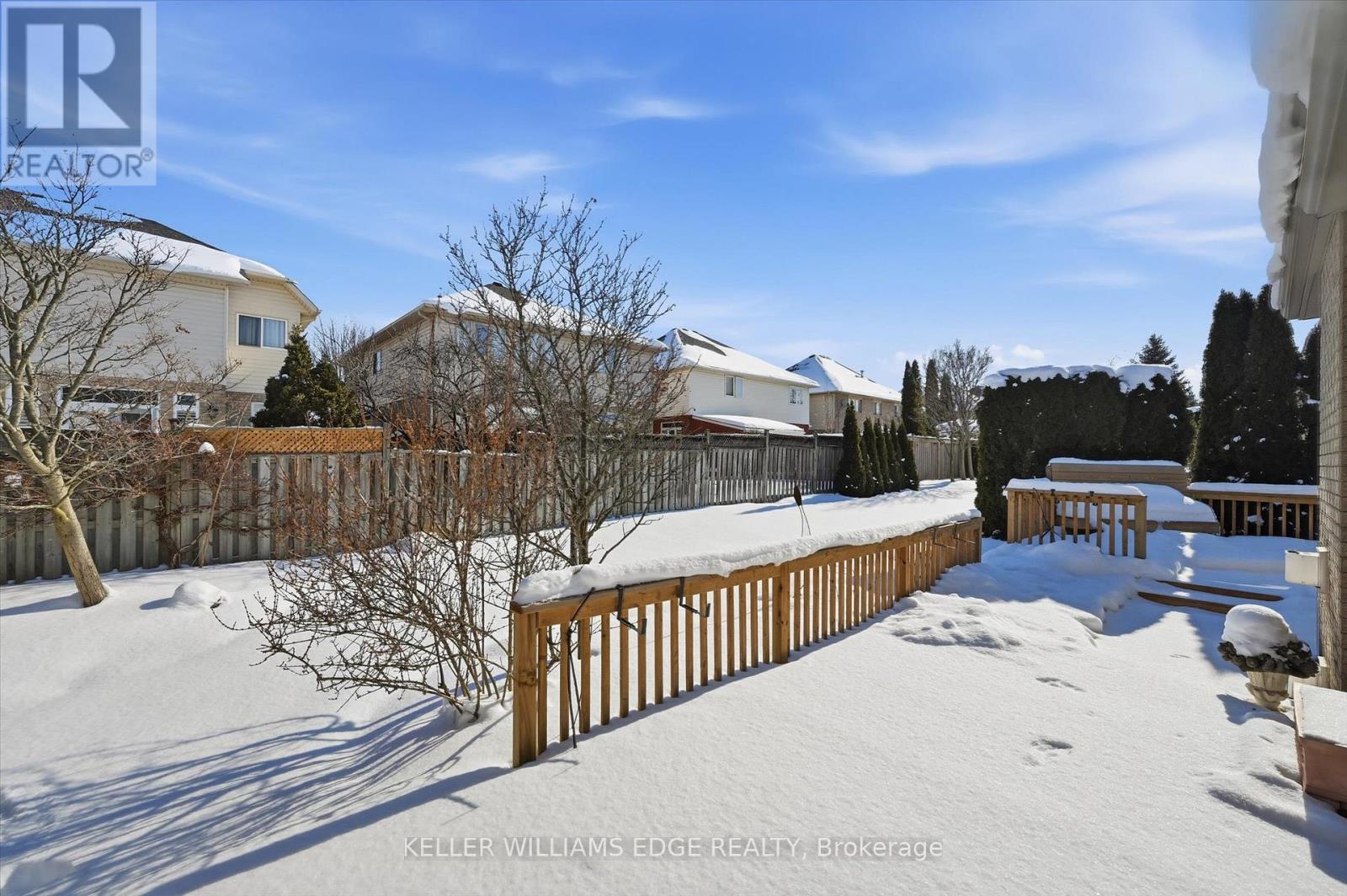 305 Southcote Drive, Hamilton (Meadowlands), Ontario  L9G 5C4 - Photo 40 - X12797658