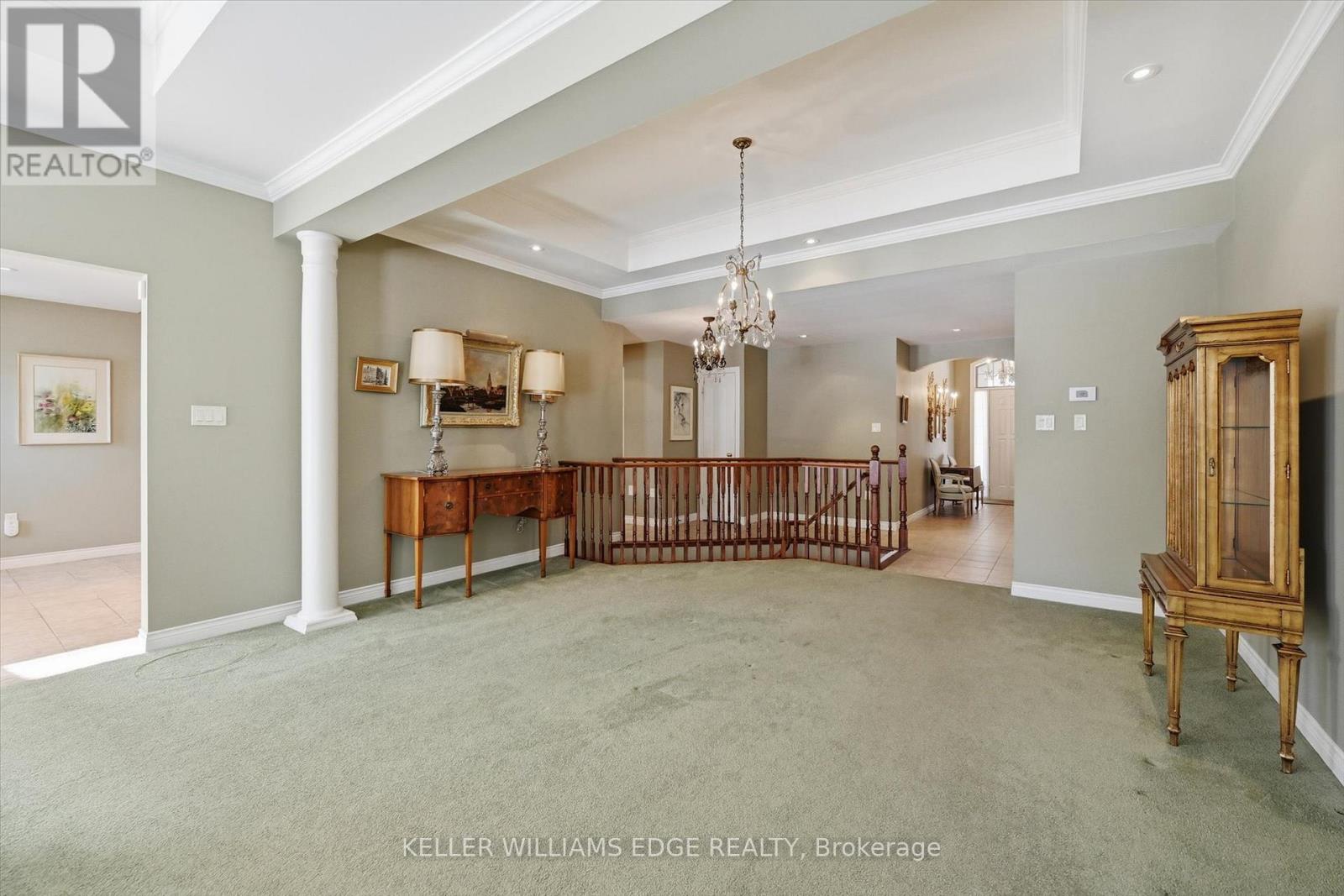 305 Southcote Drive, Hamilton (Meadowlands), Ontario  L9G 5C4 - Photo 6 - X12797658