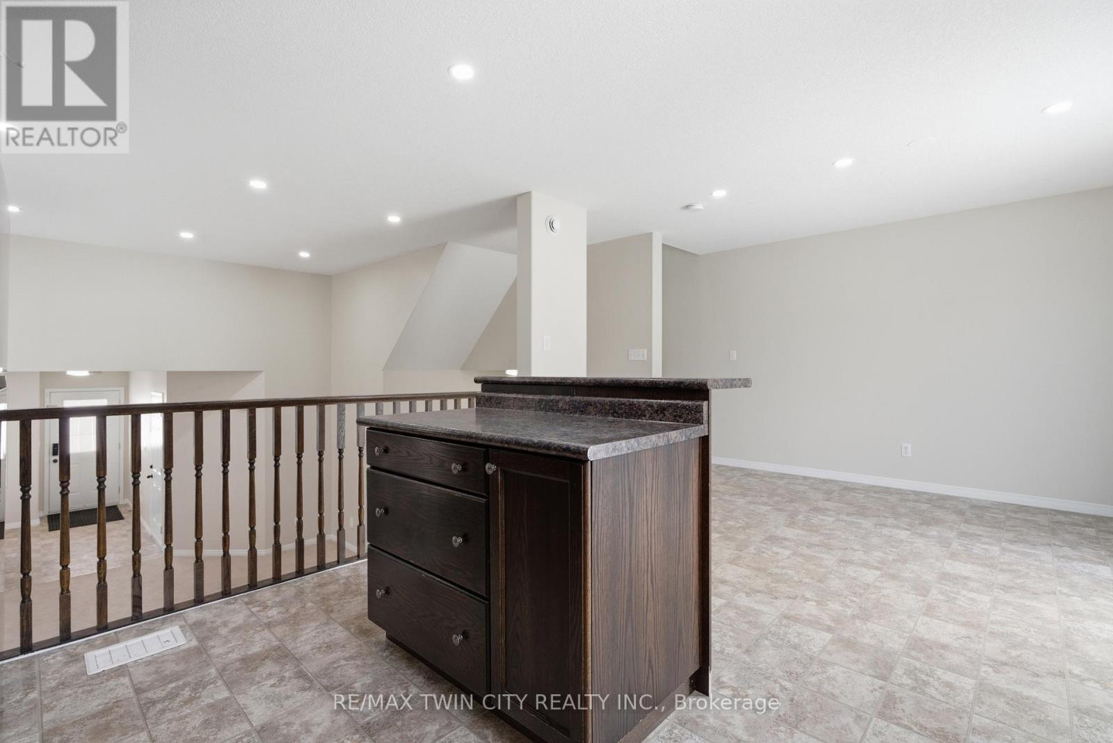 187 Woodbine Avenue, Kitchener, Ontario  N2R 1Y5 - Photo 16 - X12797688