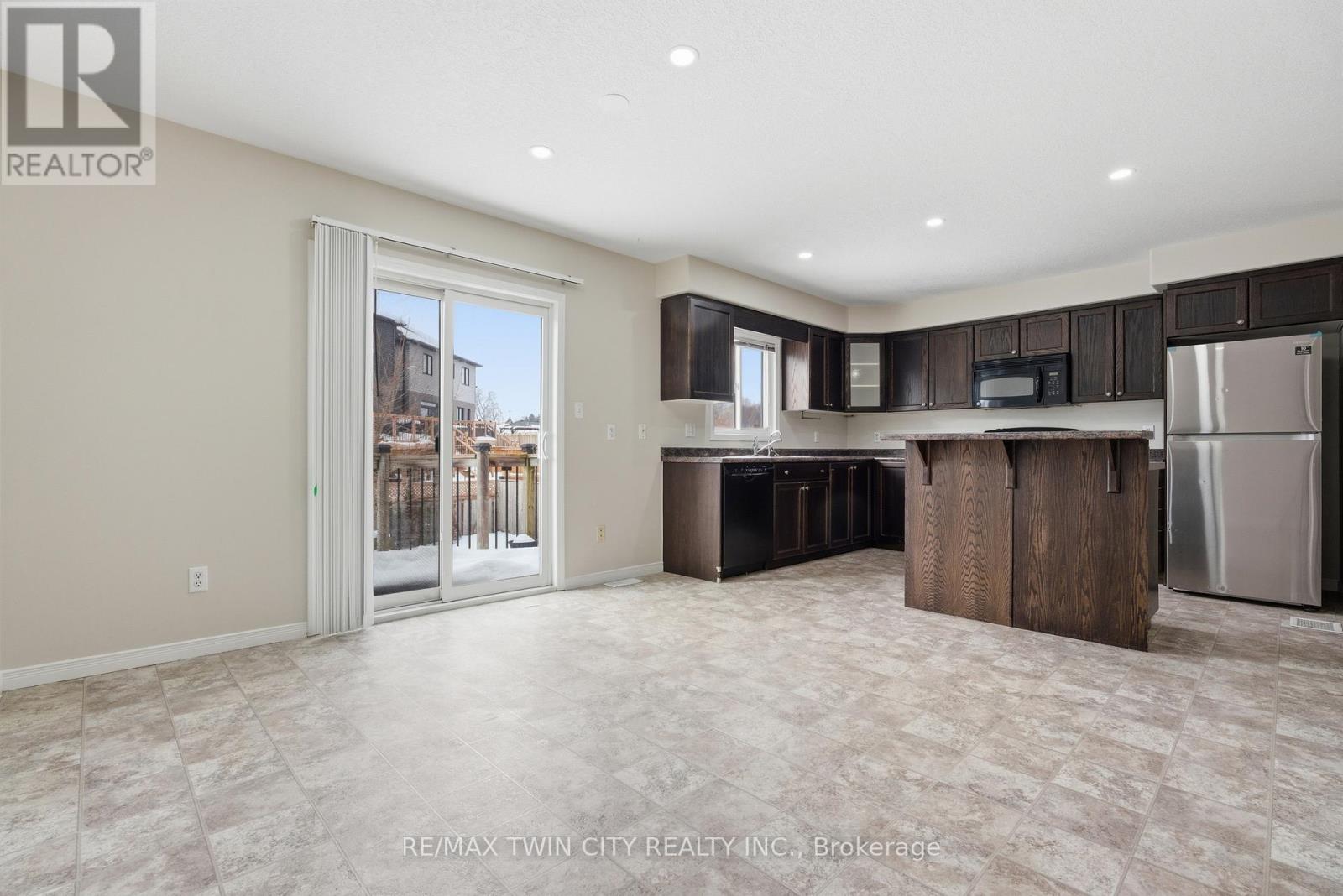 187 Woodbine Avenue, Kitchener, Ontario  N2R 1Y5 - Photo 17 - X12797688