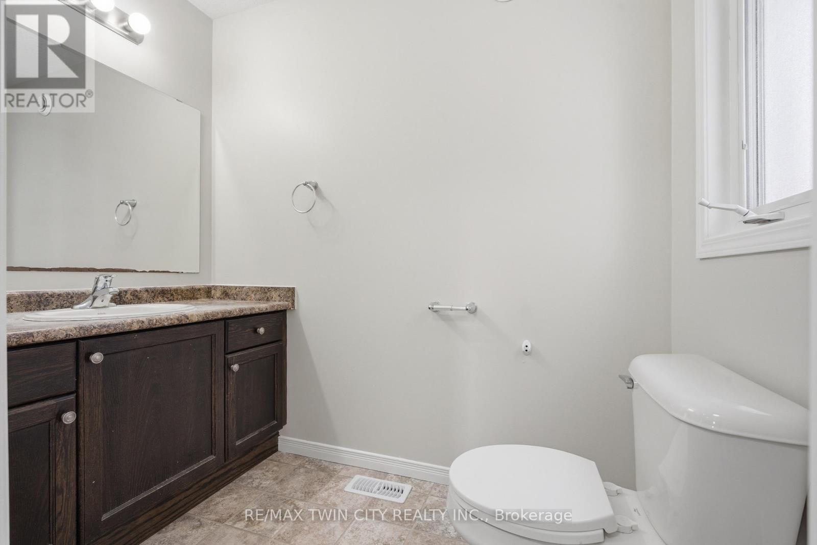 187 Woodbine Avenue, Kitchener, Ontario  N2R 1Y5 - Photo 18 - X12797688